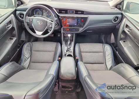 2018 Toyota Corolla L z USA, uszkodzony, nr VIN 5YFBURHE5JP791196